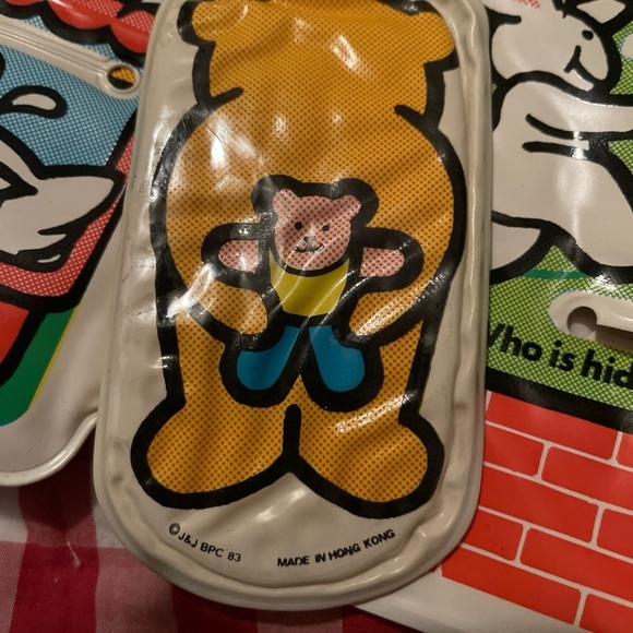 Vintage 1983 Johnson & Johnson Baby Bear Plays Home Soft Vinyl Plastic Bath Book - Picture 5 of 7